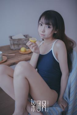 比基尼怪女